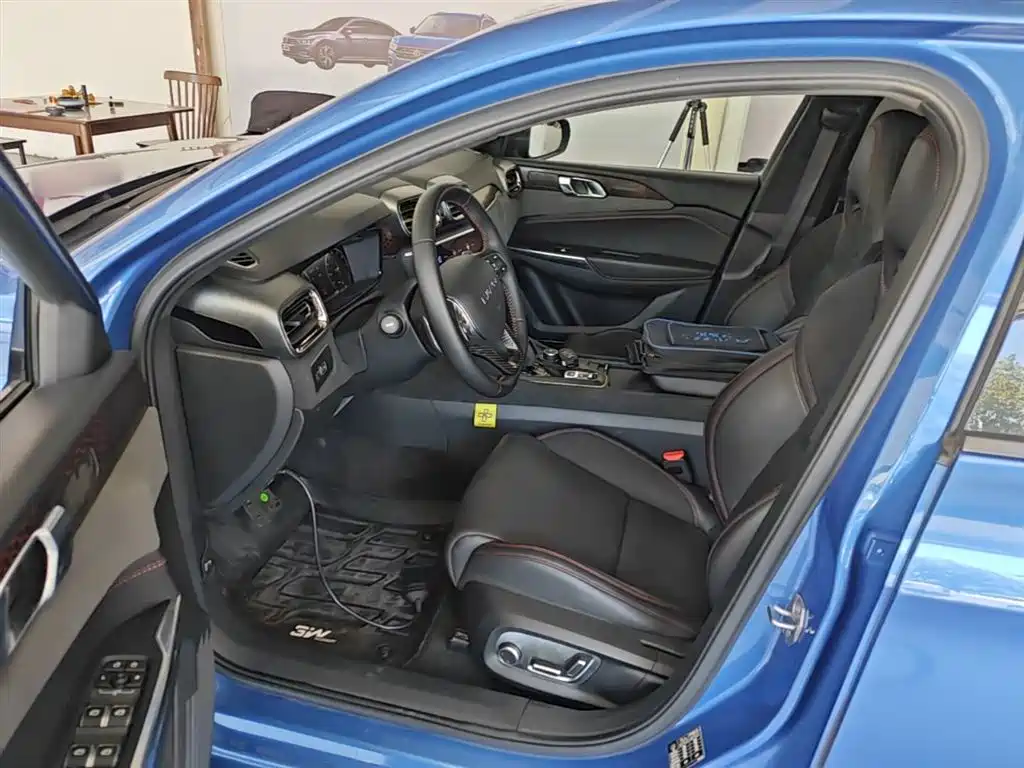 Lynk & Co 03 2020 1.5TD DCT Power Pro Edition фото 15