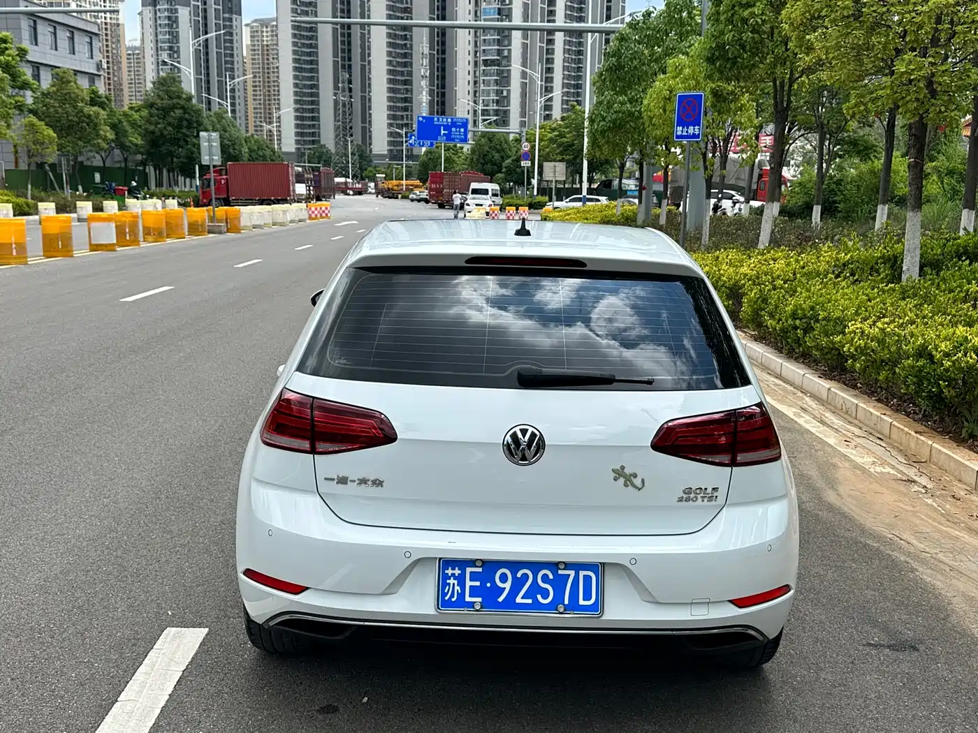 Volkswagen Golf 2020 Beloved Edition 280TSI DSG Comfort фото 5