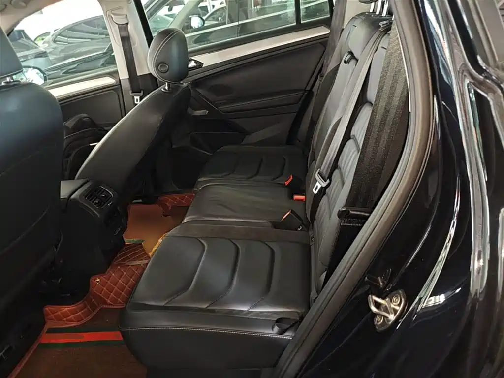 Volkswagen Tiguan L 2019 330TSI Auto 2WD Smart Luxury Edition China V фото 17