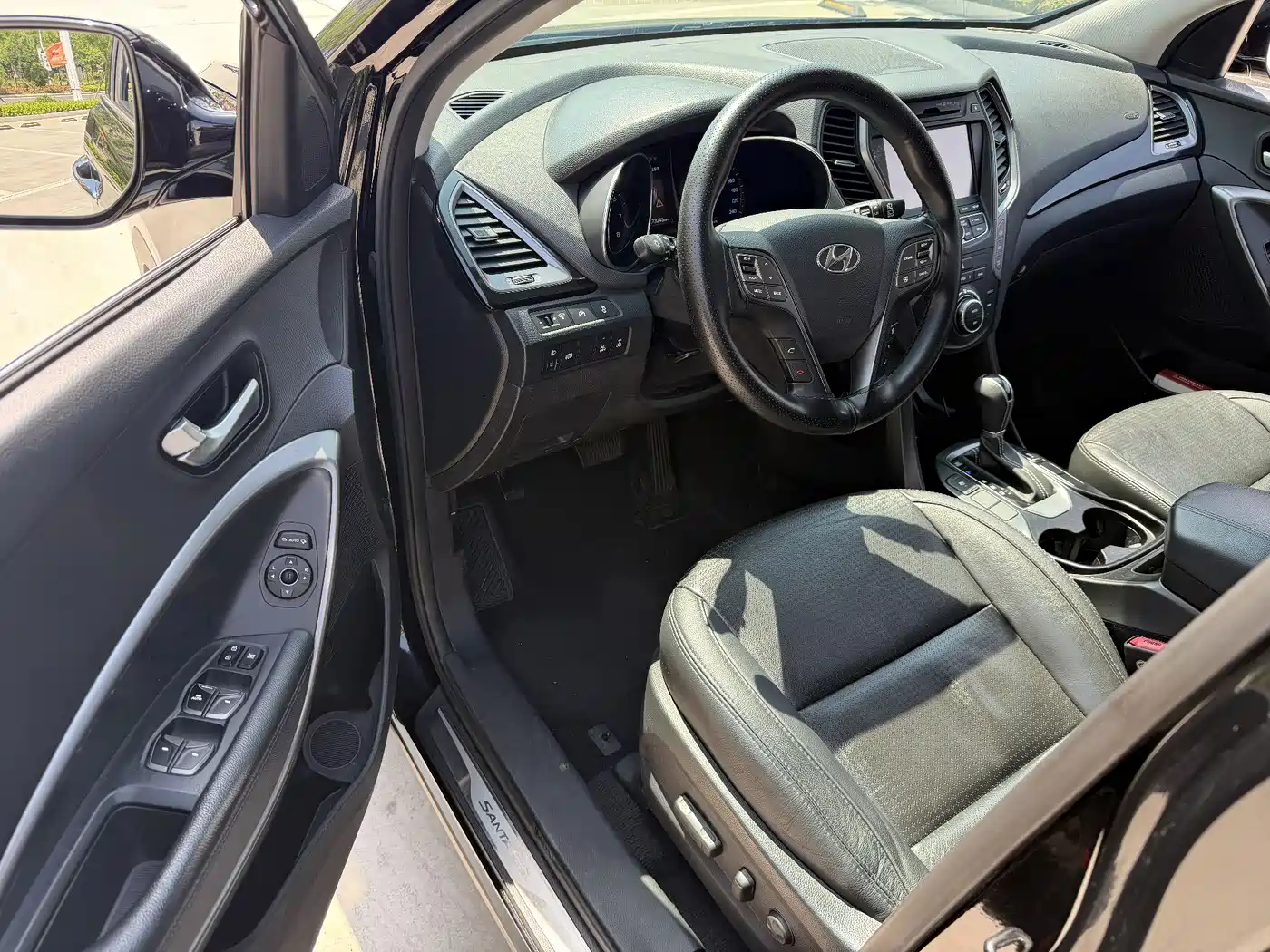 Hyundai Santa Fe (Import) 2013 2013 3.0L 4WD Premium Edition 7-Seater Euro V
