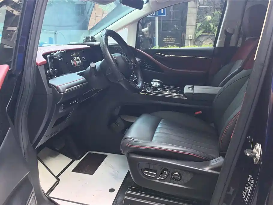 GAC Trumpchi Trumpchi E9 2023 E9 Grandmaster фото 9