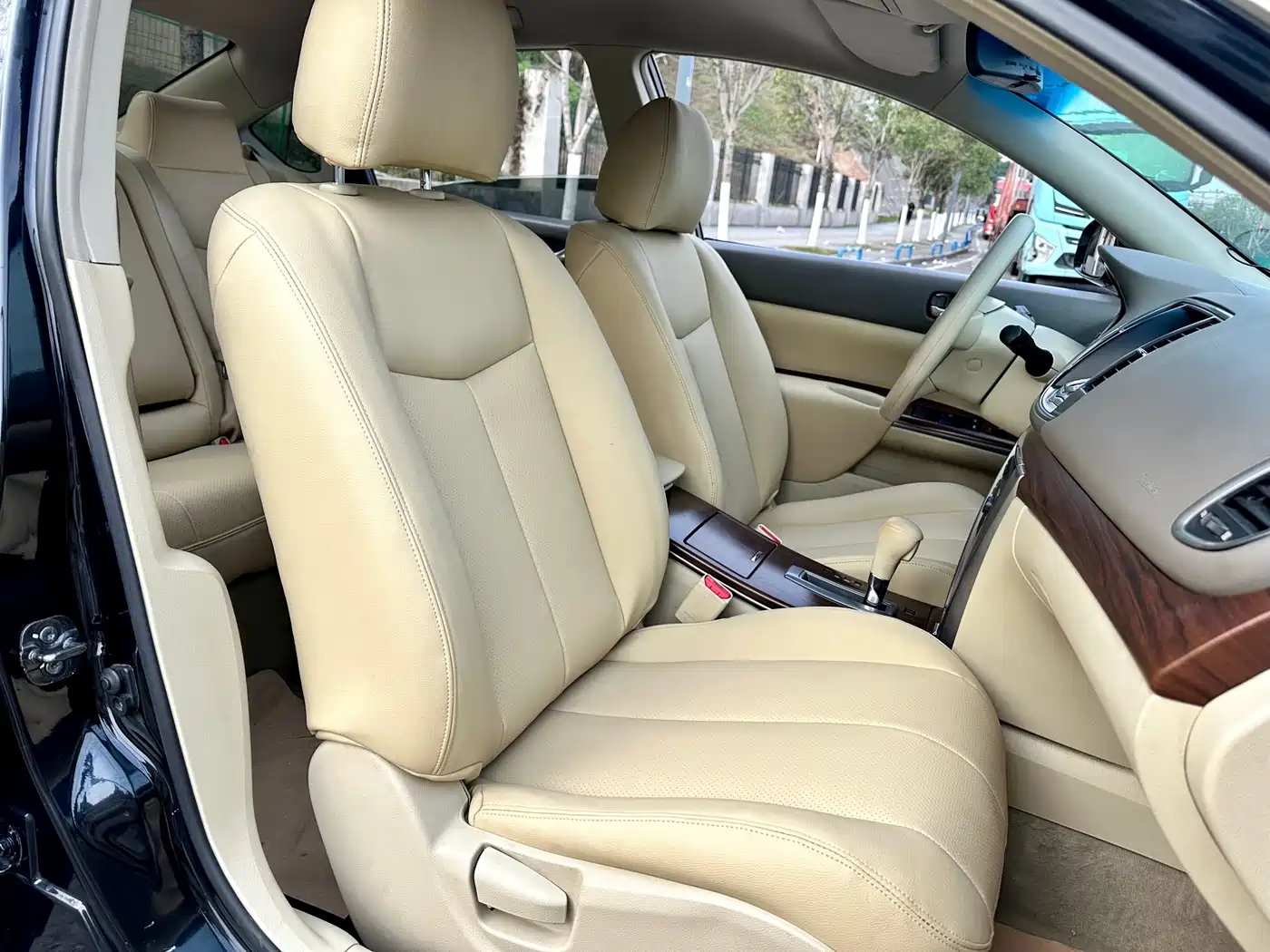Nissan Teana 2010 2010 2.0L XL Anniversary Edition