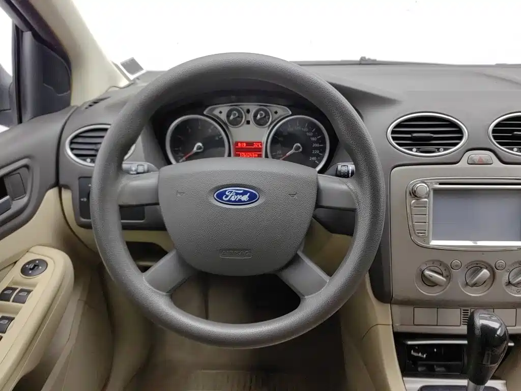 Ford Focus 2012 2012 Sedan Classic 1.8L Auto Base