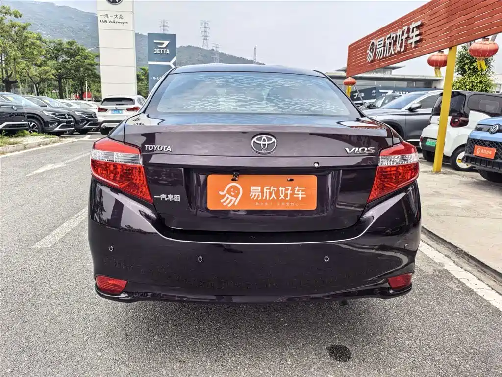 Toyota Vios 2016 1.5L Automatic Zhi Zhen Xing Yao Edition фото 8