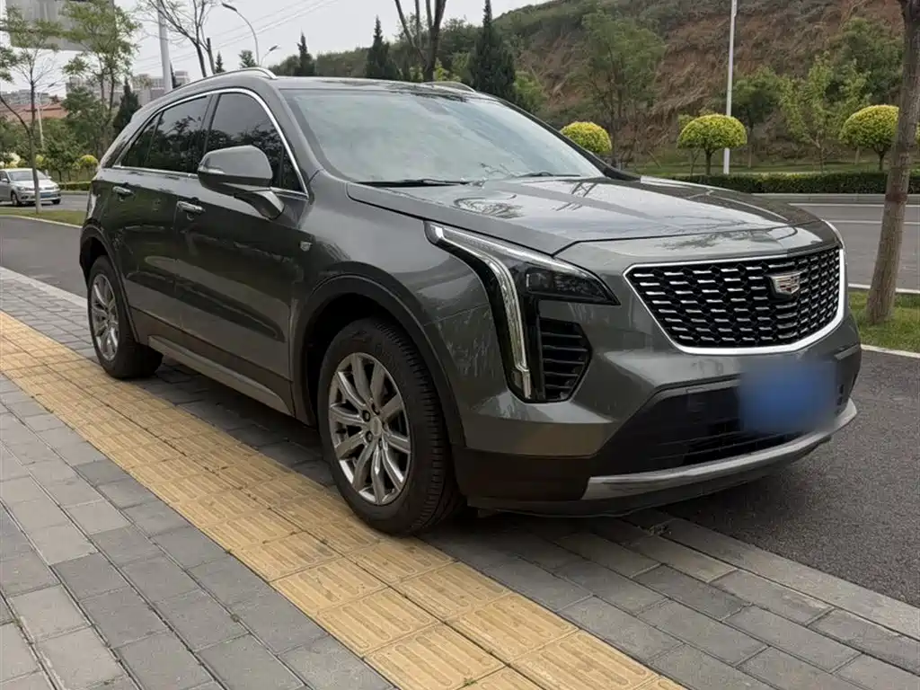 Cadillac XT4 2018 28T FWD Leading Edition фото 3