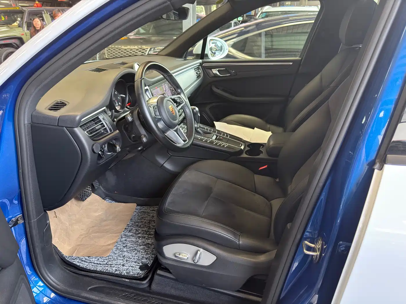 Porsche Macan 2018 Macan 2.0T фото 16