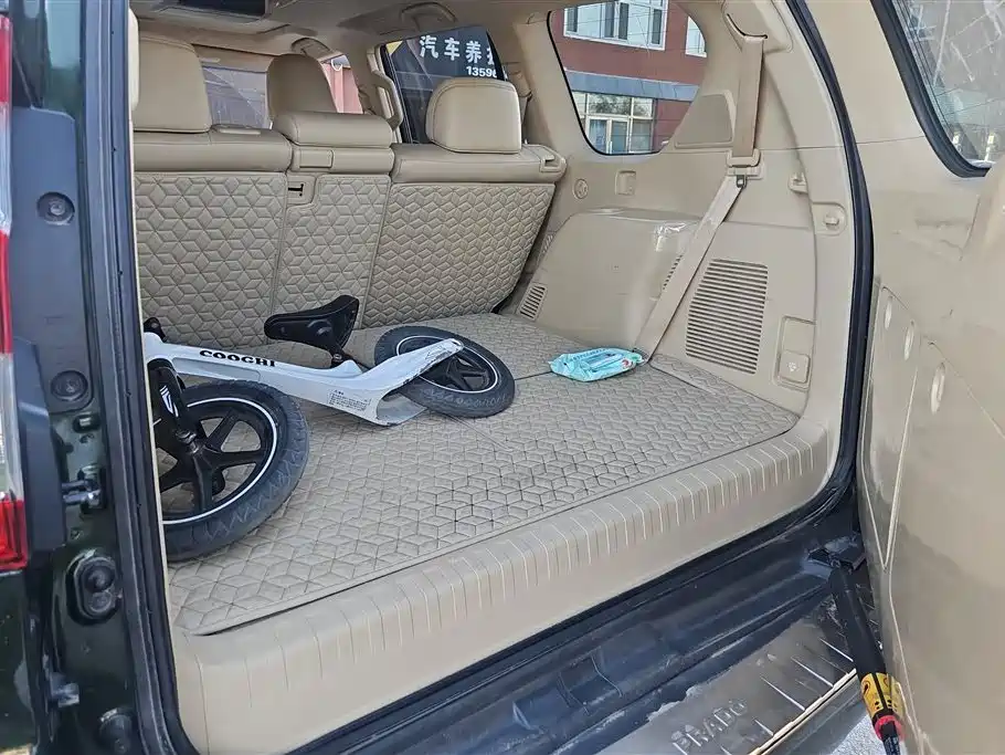 Toyota Prado 2014 4.0L Automatic TX-L фото 4