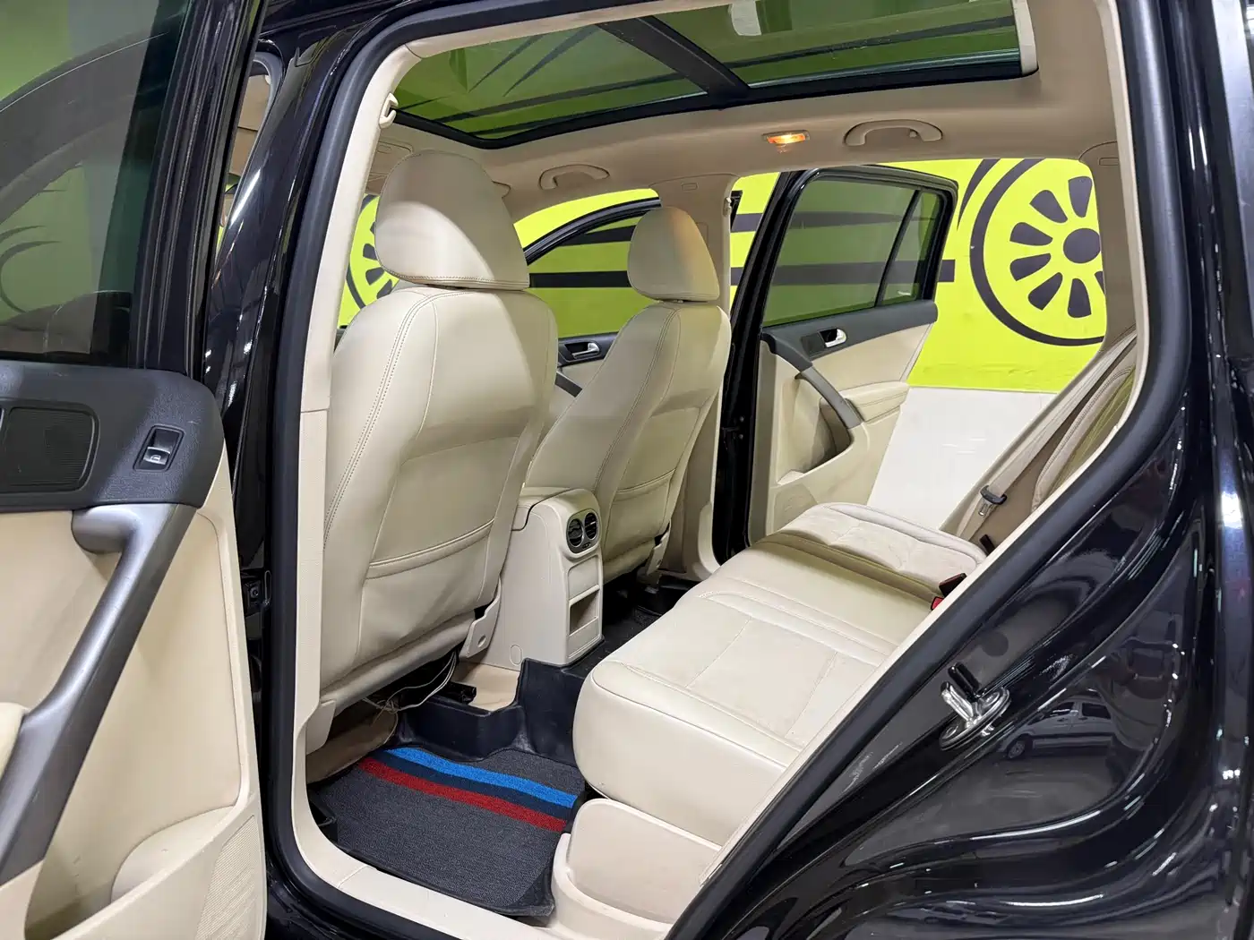 Volkswagen Tiguan 2012 2.0TSI Automatic 4WD Flagship Edition фото 11