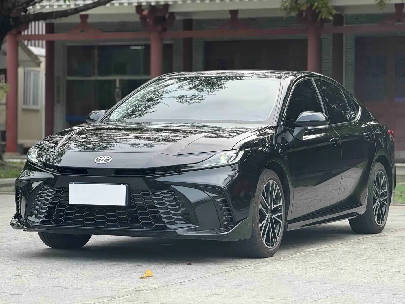 Toyota Camry 2026 Hybrid 2.0HSE Sport Lite Edition