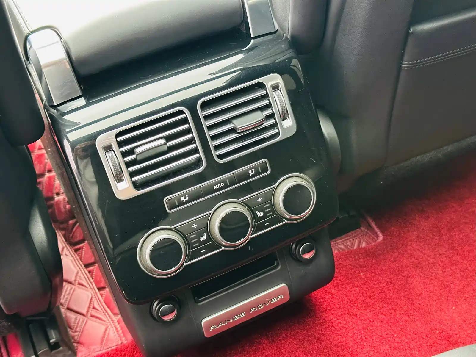 Фото 9 - Land Rover Range Rover