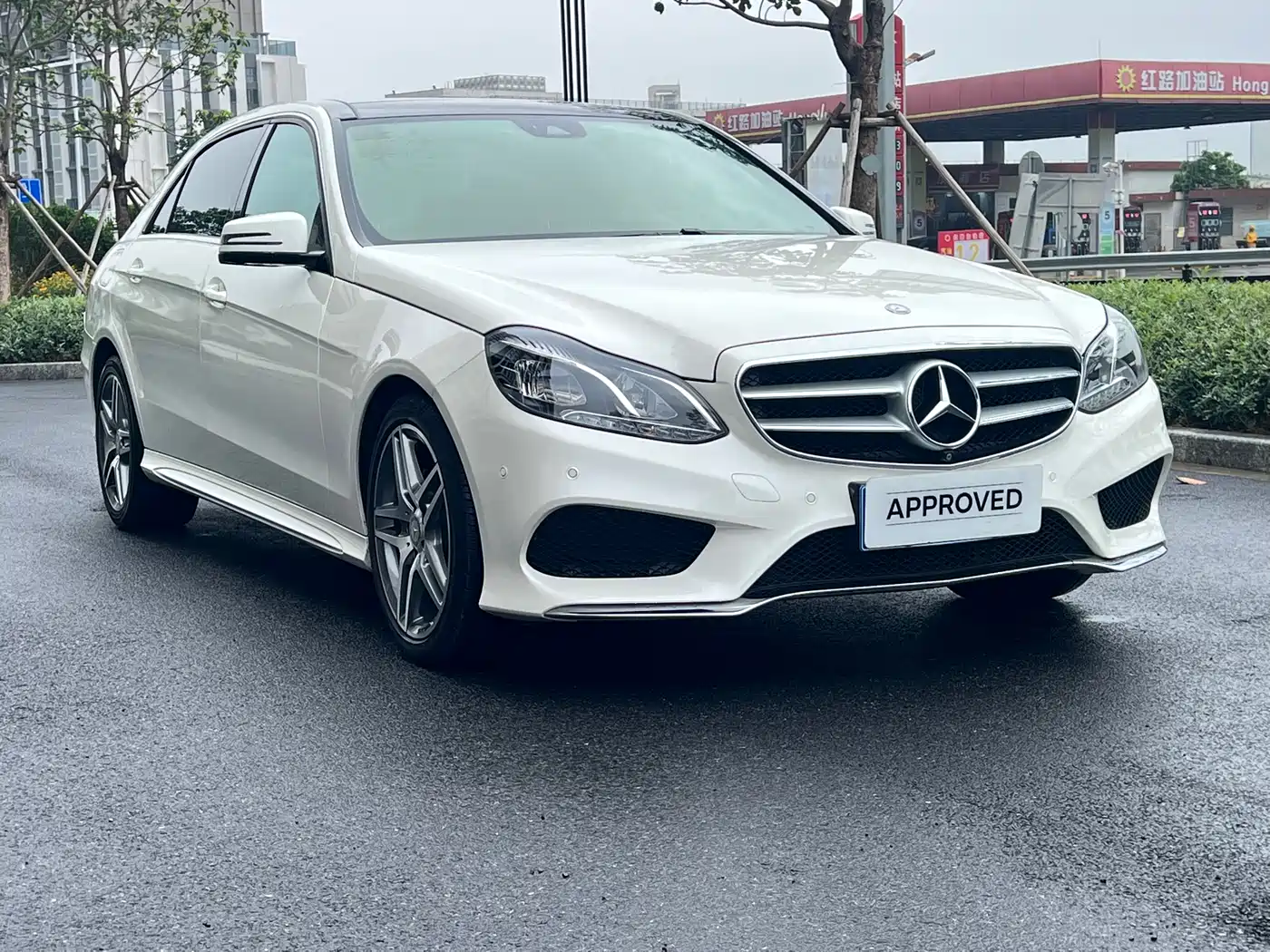 Mercedes-Benz E-Class 2015 Facelift E 260 L Sport фото 3