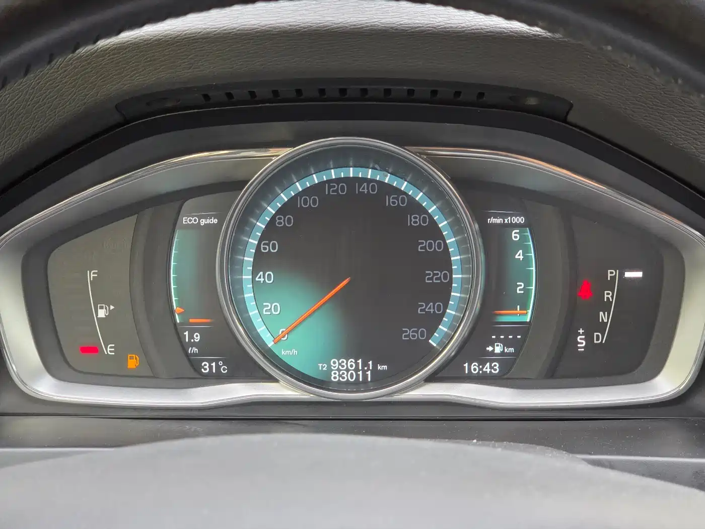 Фото 9 - Volvo S60