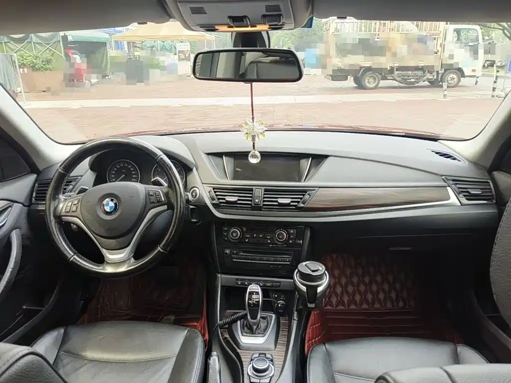 Photo 11 - BMW X1