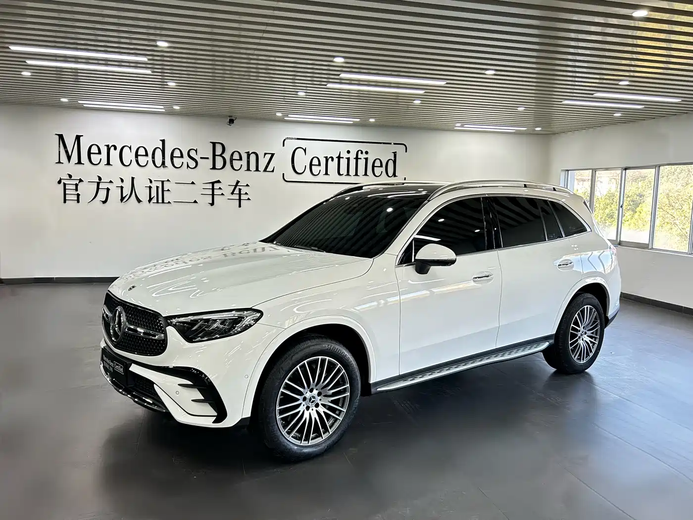 MERCEDES-BENZ GLC