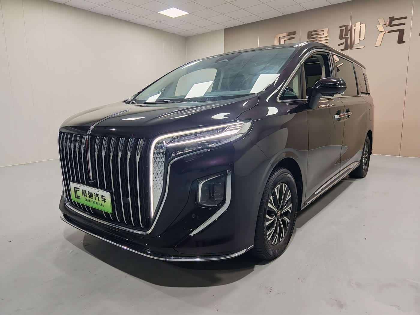 Hongqi HQ9