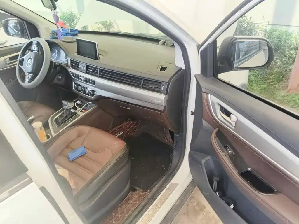 Dongfeng Fengxing Jingyi X6 2019 2017 Dynamic Series 1.5T CVT Premium