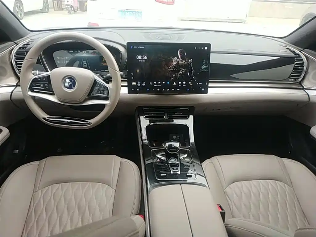 BYD Han 2025 DM-i 125KM Elite фото 10