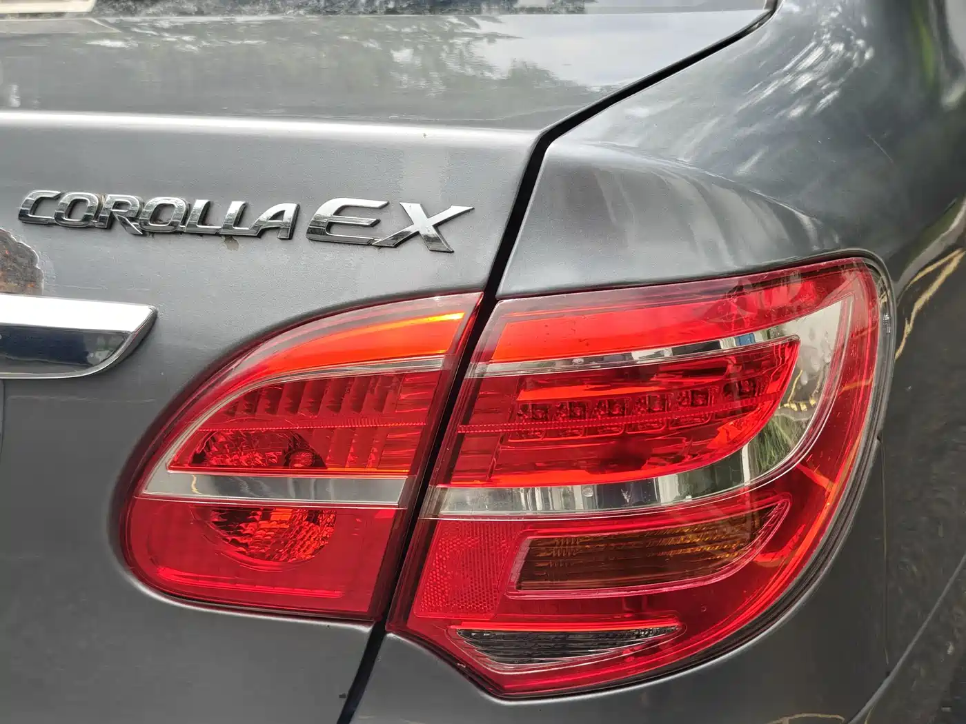 Toyota Corolla 2013 1.6L Automatic Luxury фото 25