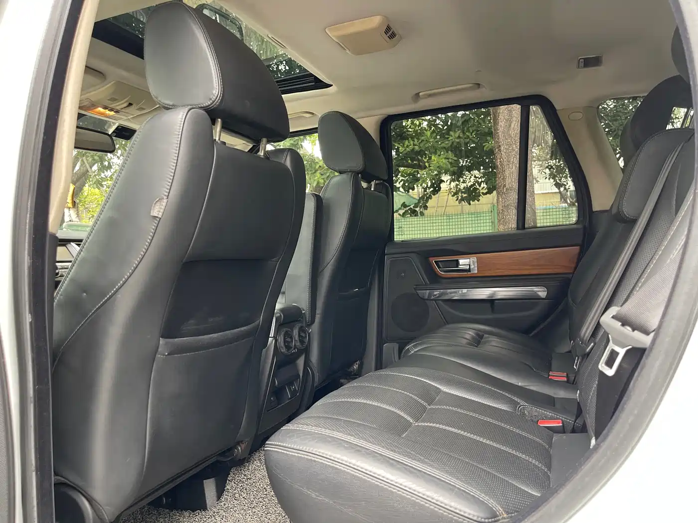 Land Rover Range Rover Sport 2012 3.0 TDV6 HSE Diesel Version фото 7