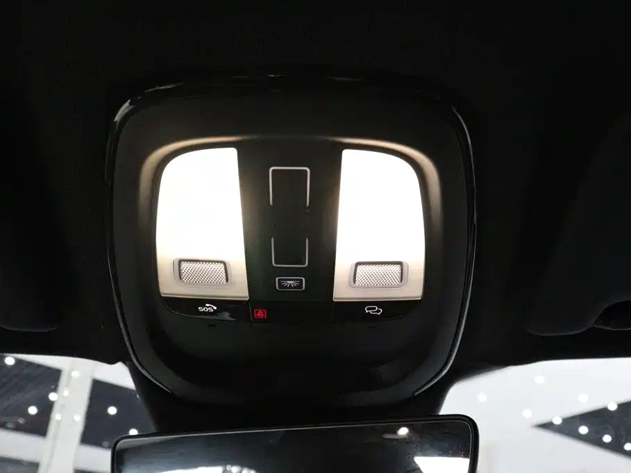 Volvo XC40 2024 2023 B3 Zhiyuan Sport Edition