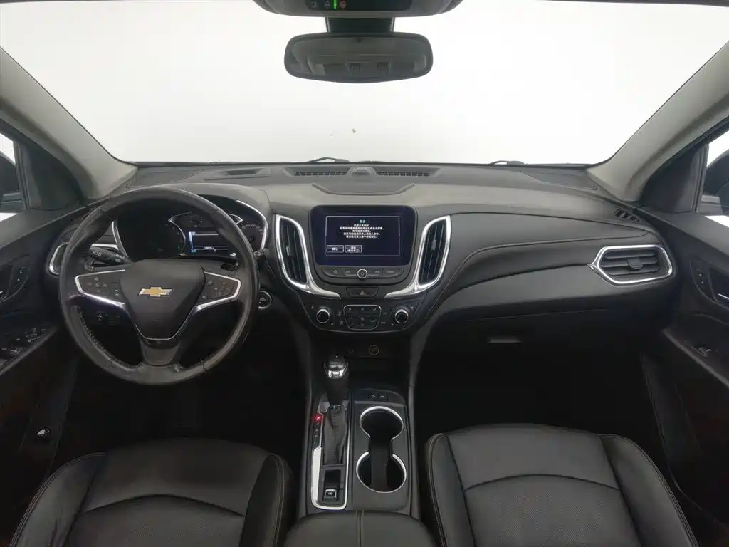 Chevrolet Equinox 2018 RS 550T Automatic 4WD Guardian Edition фото 5