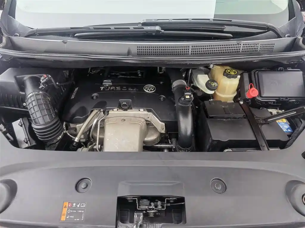 Buick GL8 2017 ES 28T Comfort Type China V фото 6