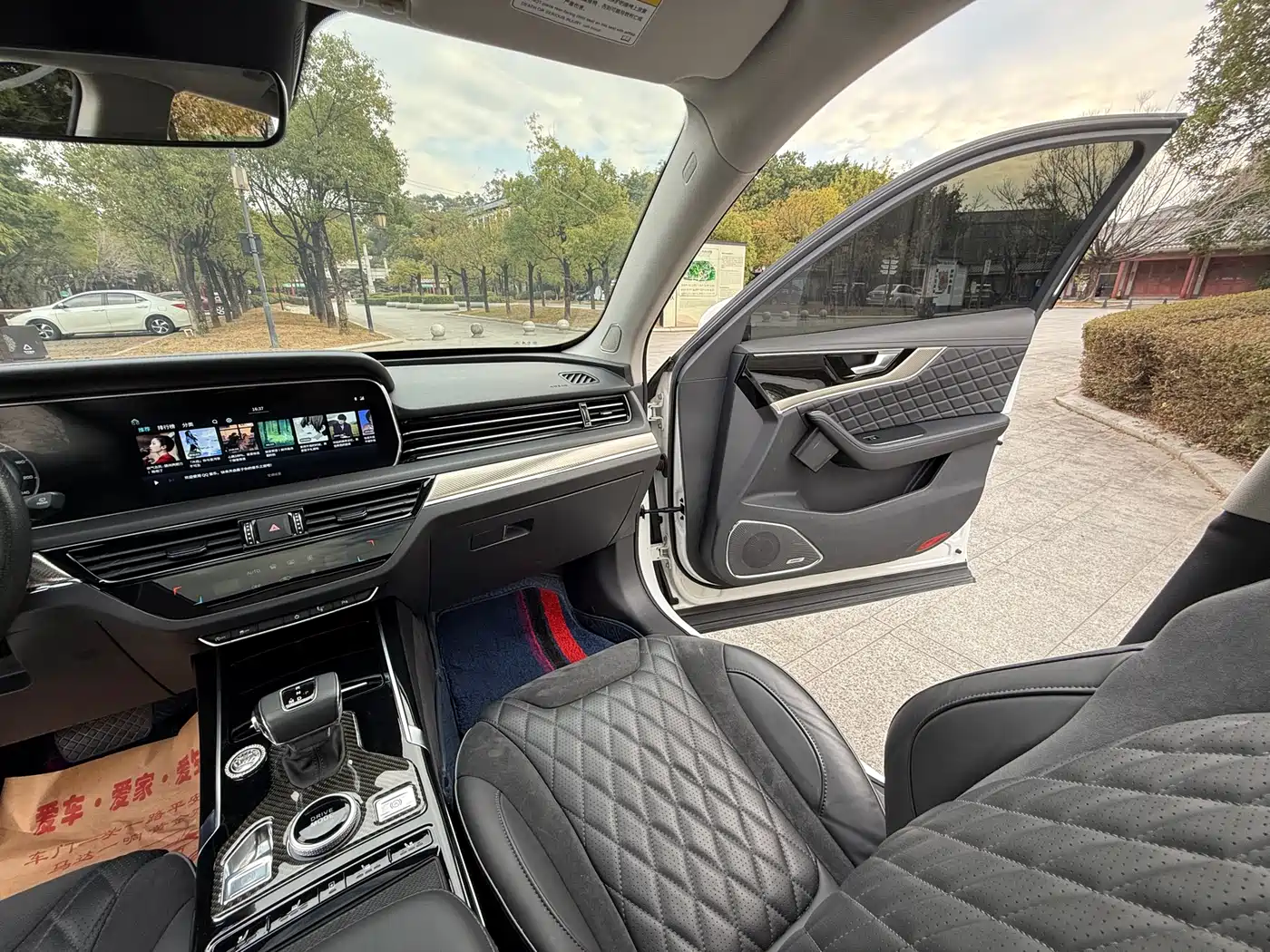 Hongqi HS5 2019 2.0T Smart Connect Enjoy Edition фото 14