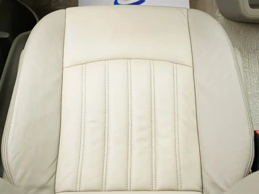 Mercedes-Benz Viano 2013 3.5L Haochi Edition фото 16