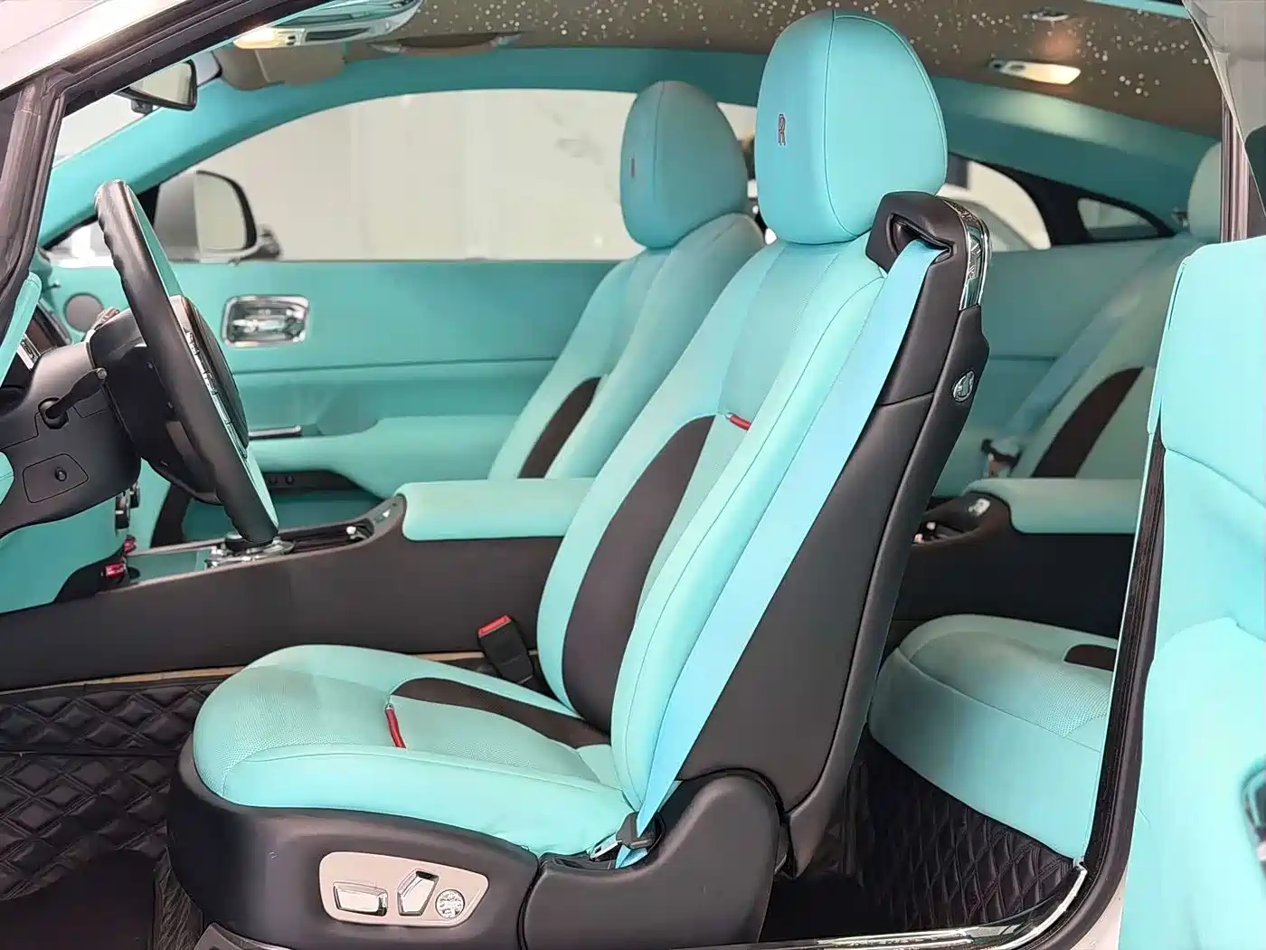 Rolls-Royce Wraith 2015 2013 6.6T Standard