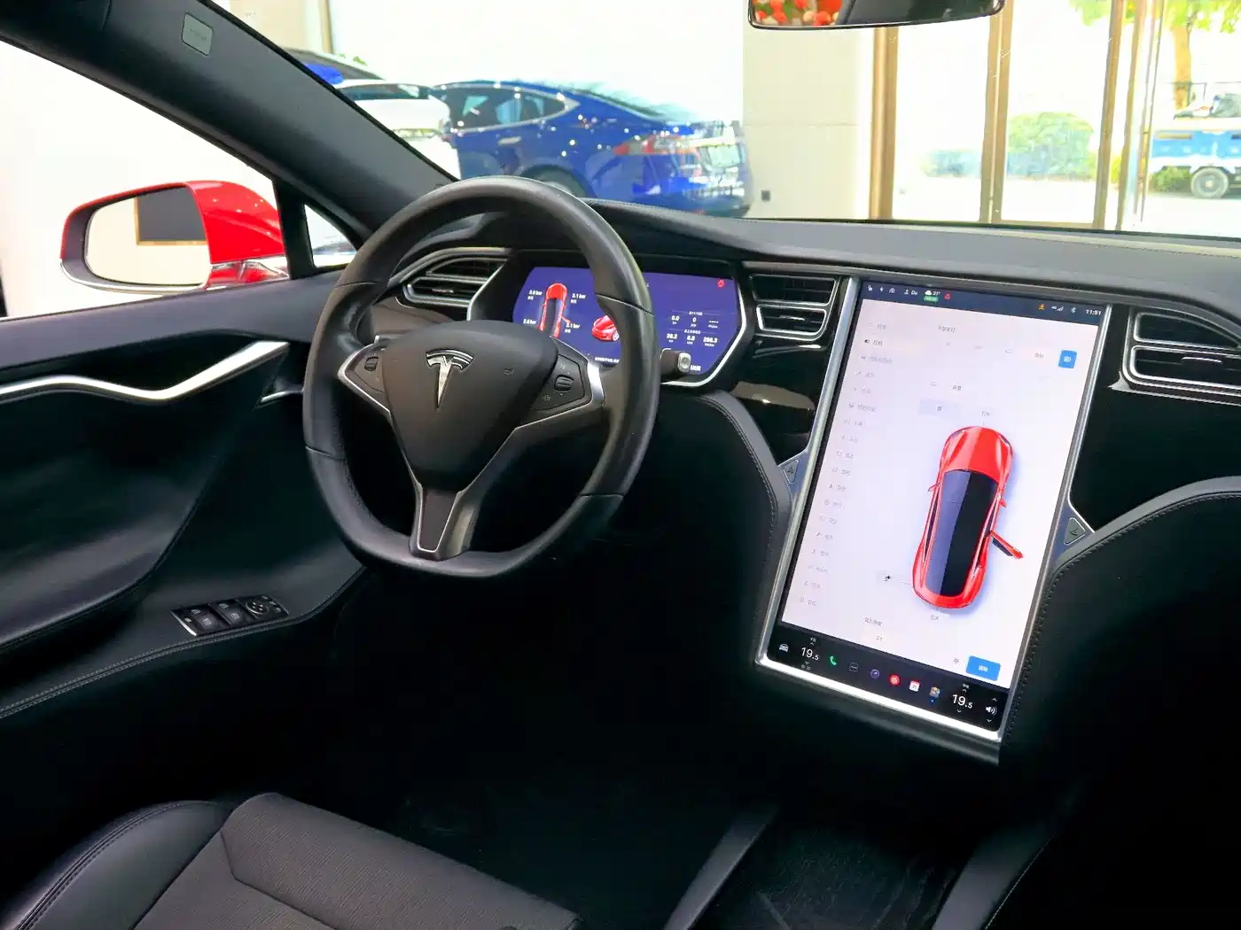 TESLA MODEL S