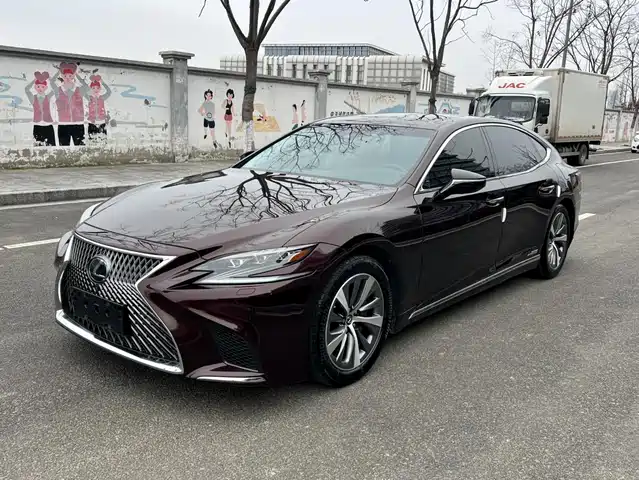 Lexus LS 2020 500h Excellence (China VI)