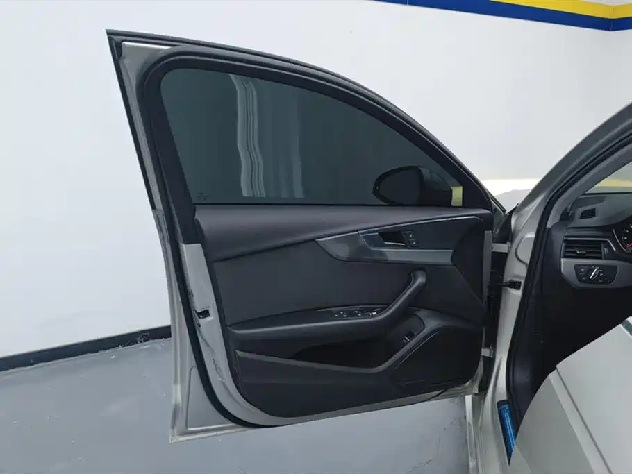 Audi A4L 2019 40 TFSI Progressive (China VI) фото 7