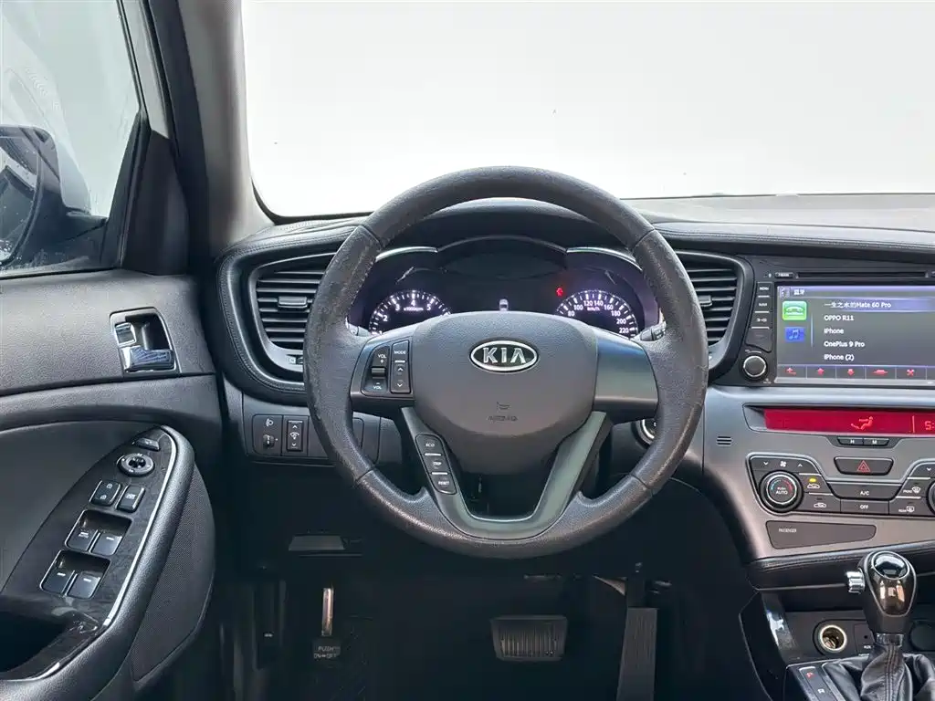 Kia K5 2011 2.0L Automatic DLX фото 17