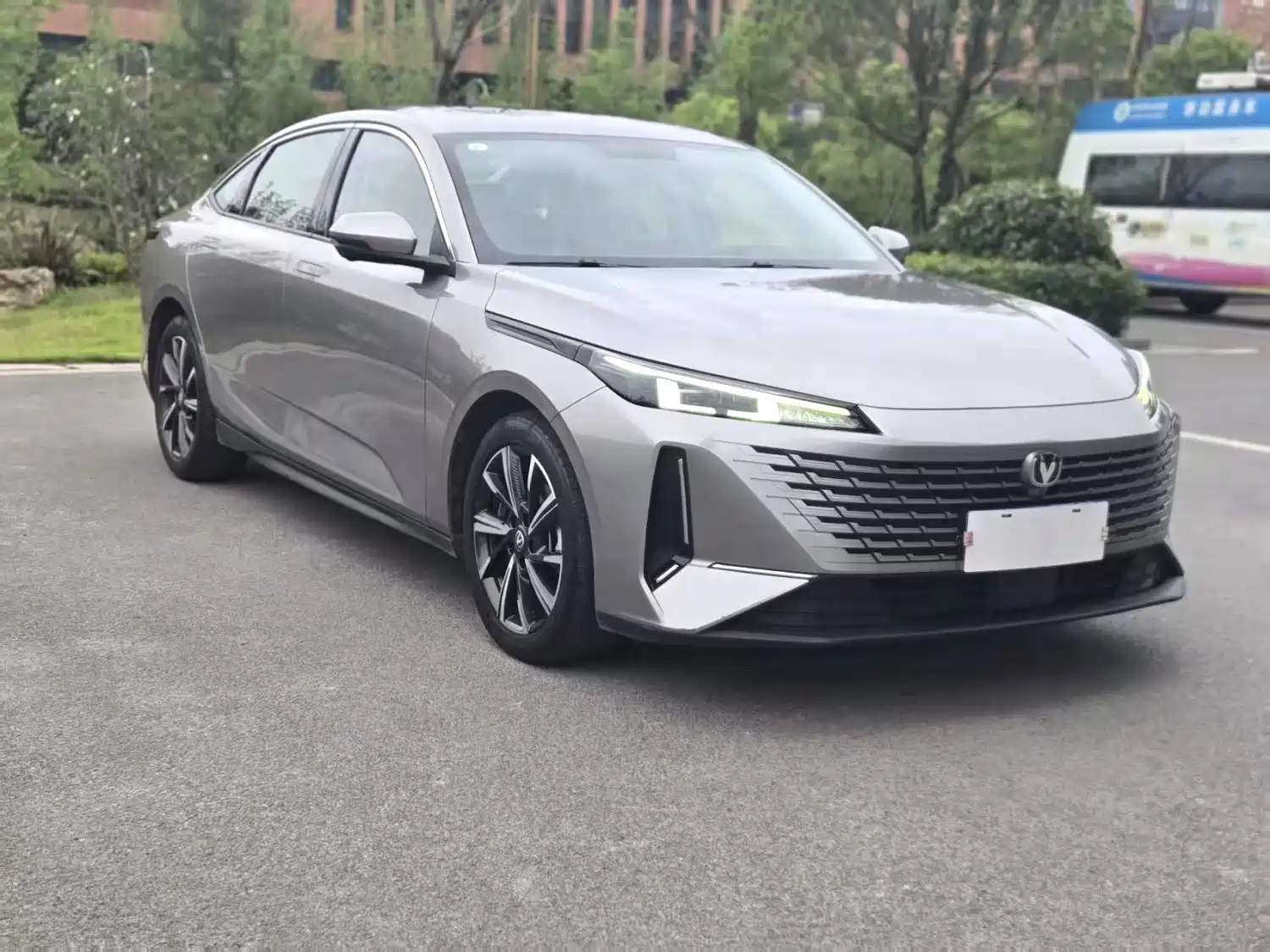 Photo 2 - Changan Yida