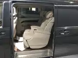 Фото 17 - Mercedes-Benz V-Class