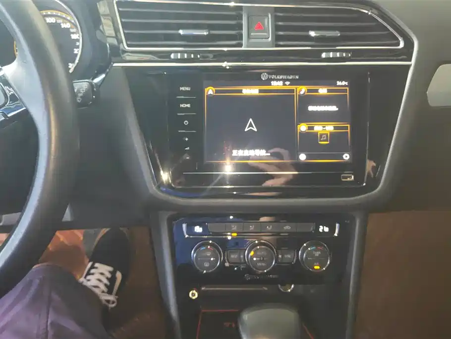 Volkswagen Tiguan L 2021 280TSI Automatic 2WD Smart фото 13