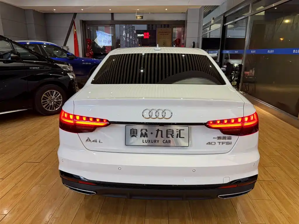 Audi A4L 2023 40 TFSI Luxury Sport фото 5