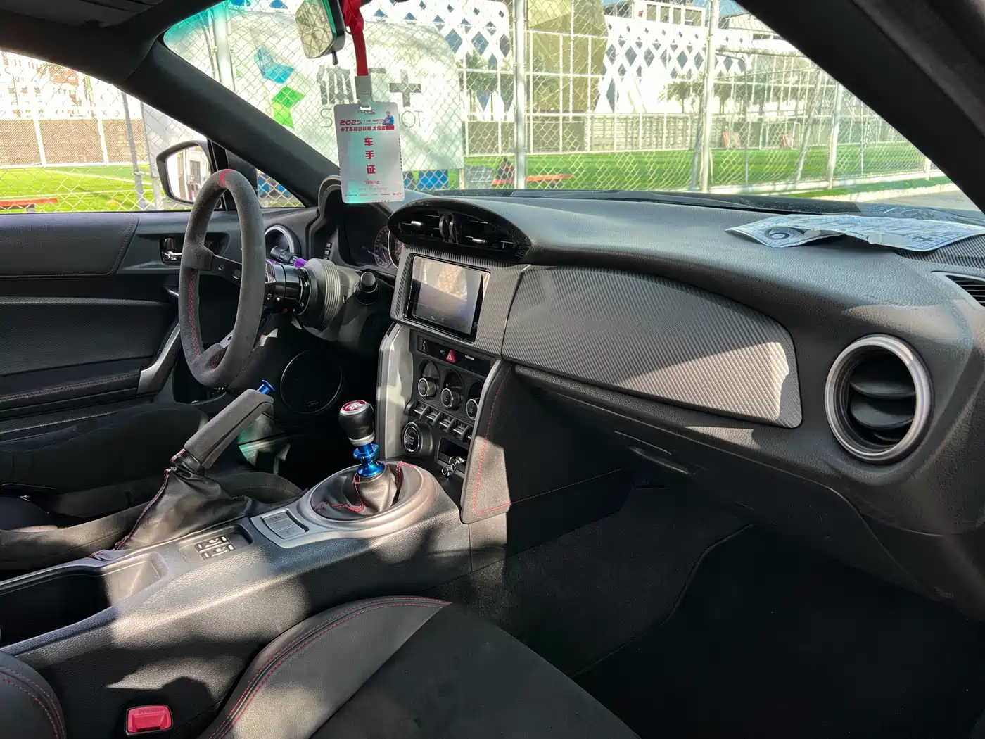 Subaru BRZ 2015 2.0i Manual фото 11
