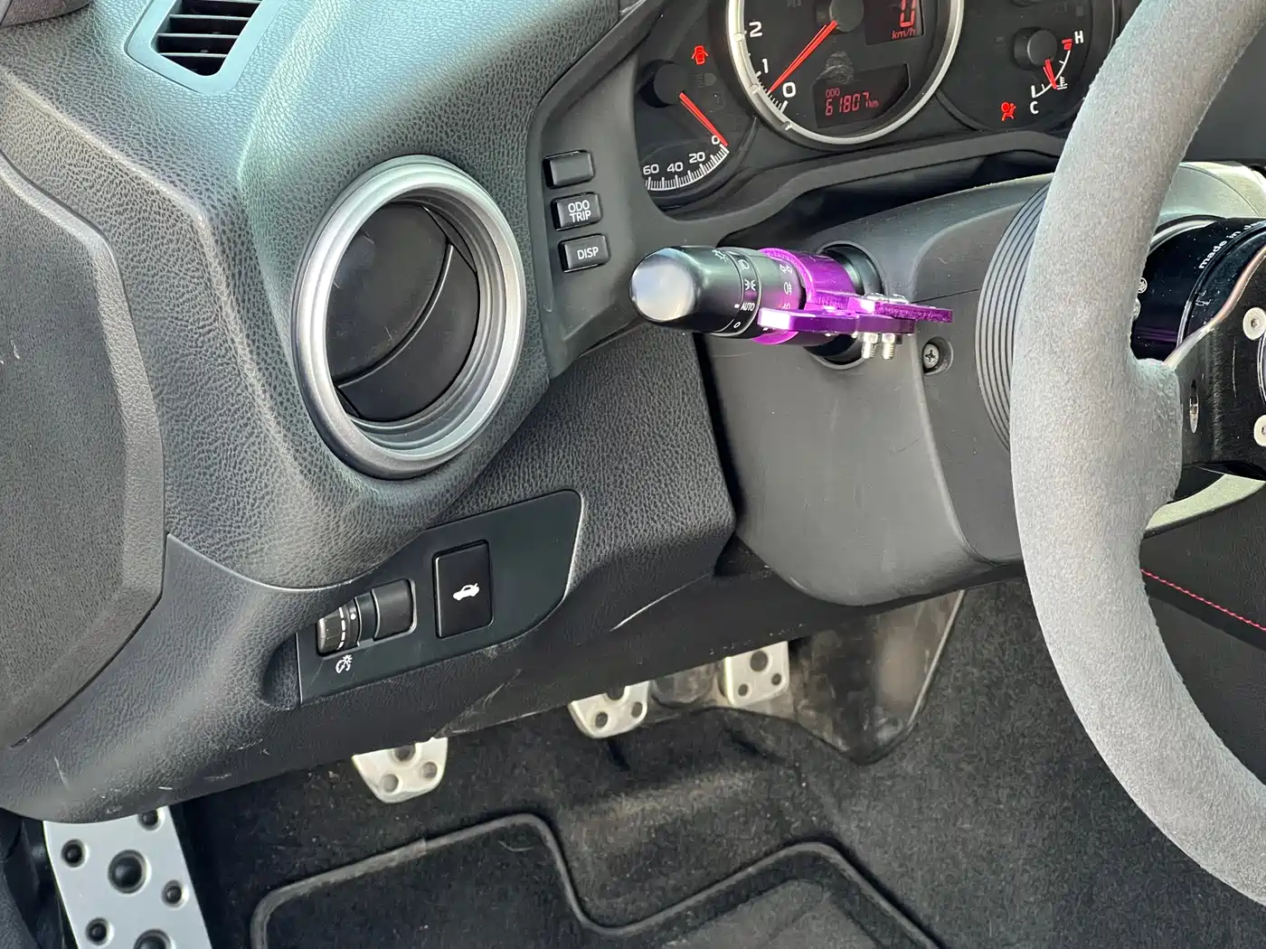 Subaru BRZ 2015 2.0i Manual фото 22