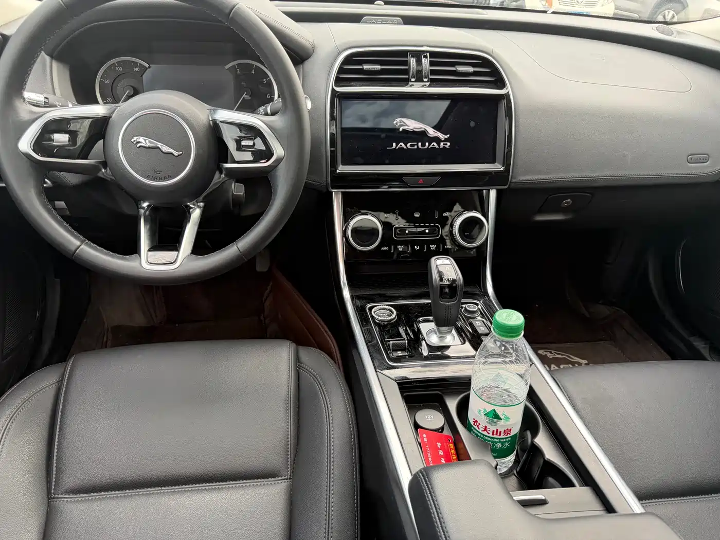 Jaguar XEL 2020 2.0T 200PS S Progressive Elegance Edition фото 7