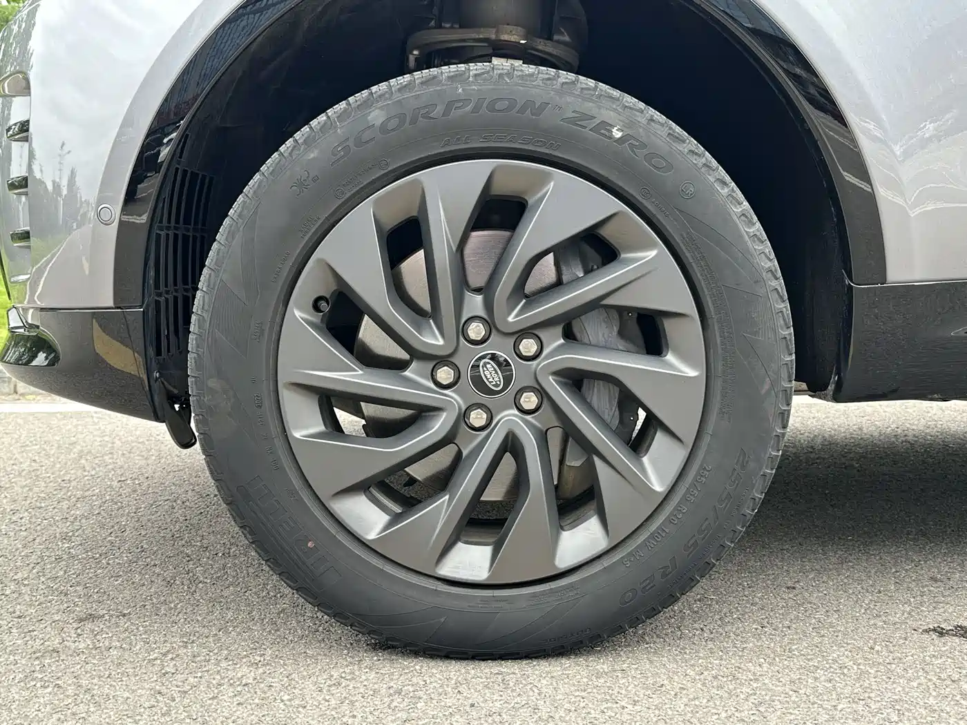 Land Rover Discovery 2023 360PS R-Dynamic SE фото 18