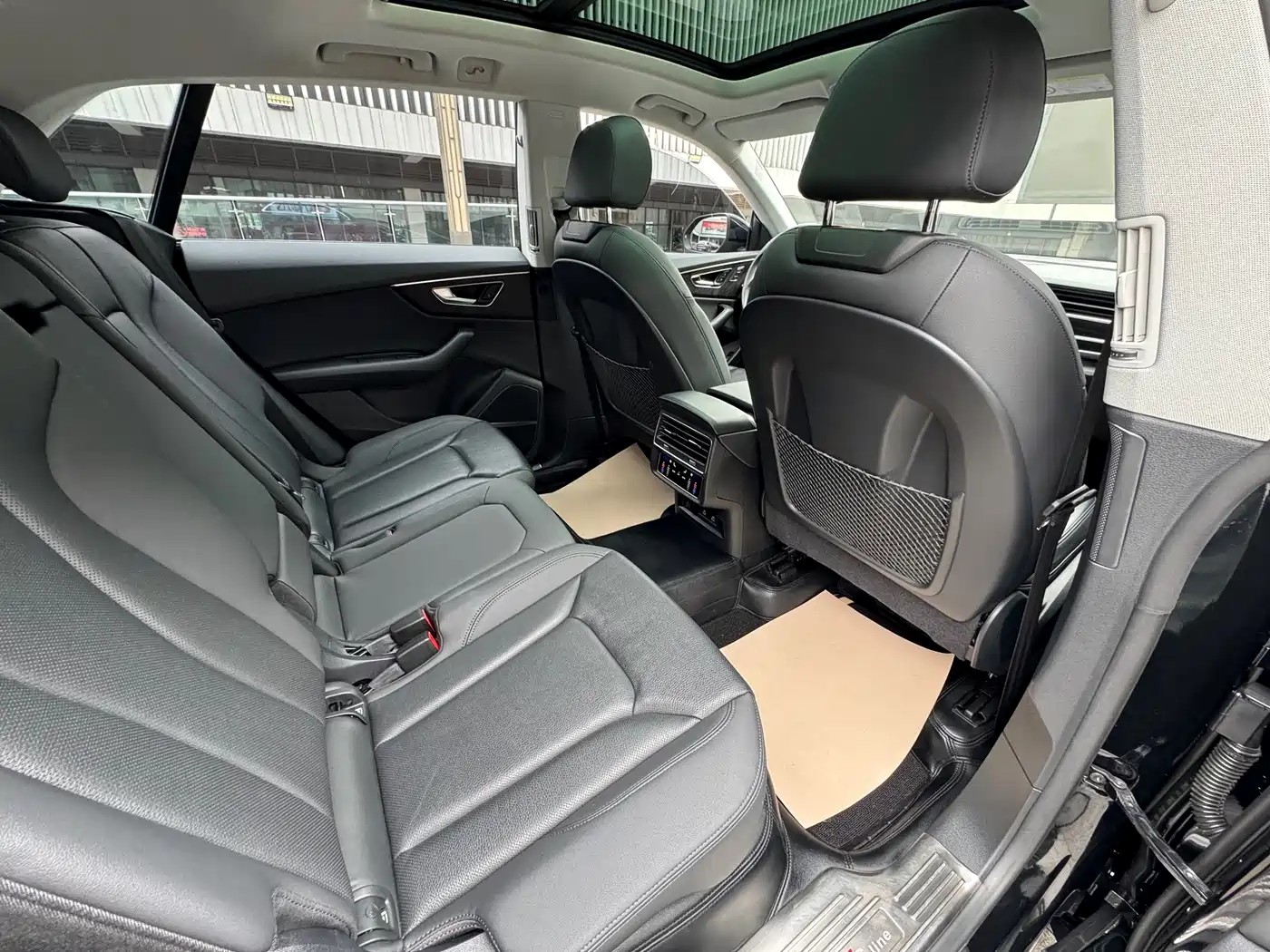 Audi Q8 2022 55 TFSI Luxury Dynamic фото 5