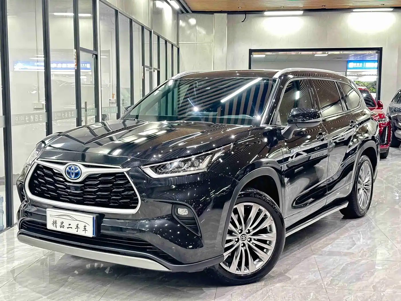 Toyota Highlander 2022 Model Dual Engine 2.5L 4WD Premium Edition 7-Seater