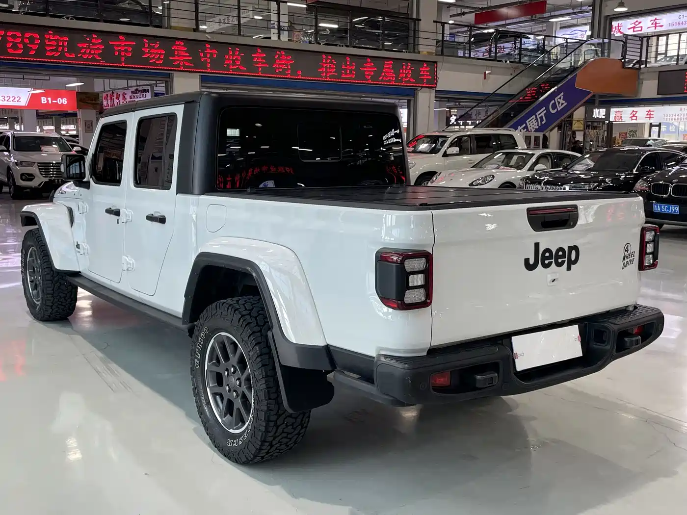 JEEP GLADIATOR