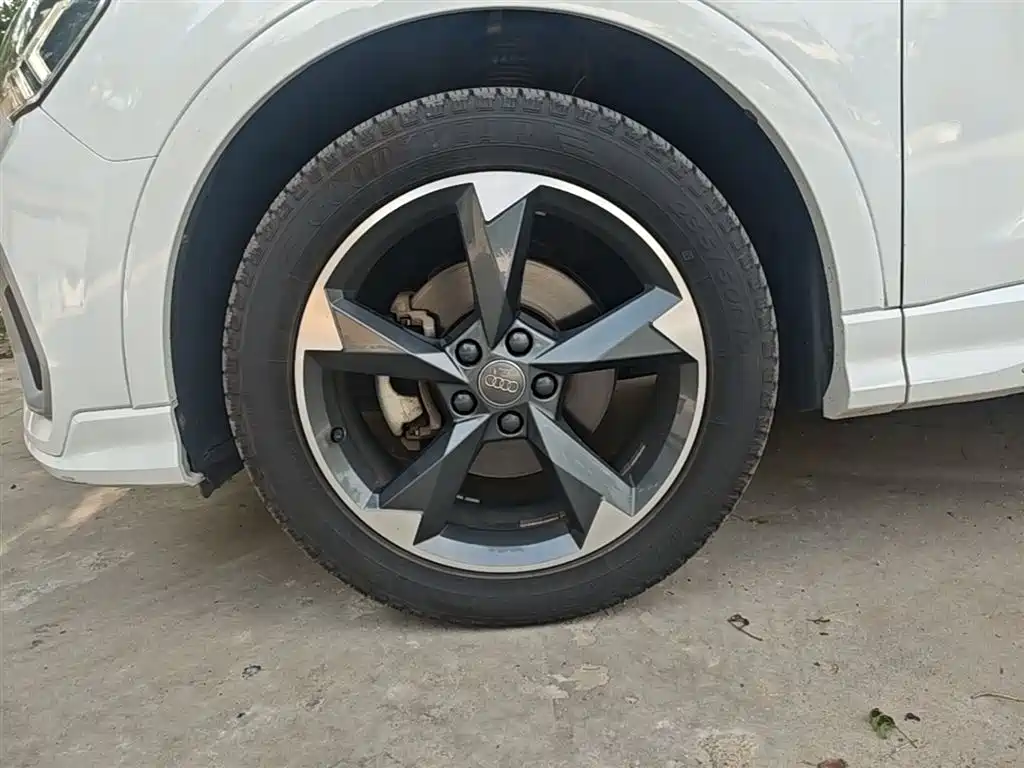 Audi Q3 2019 35 TFSI Fashion Sport фото 23
