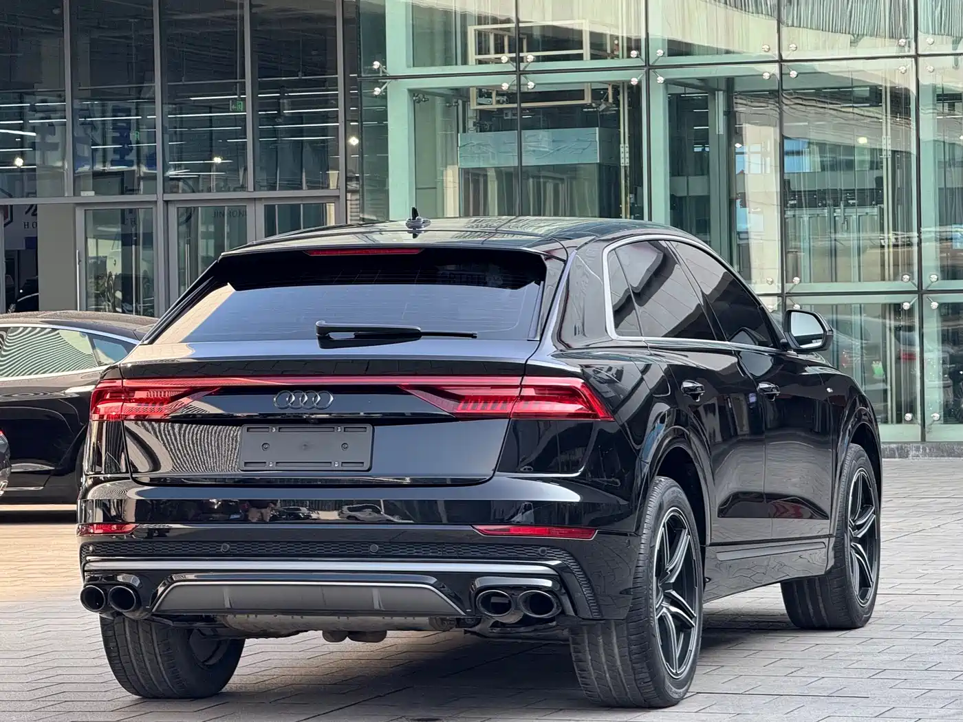 Audi Q8 2019 55 TFSI Premium Dynamic фото 10