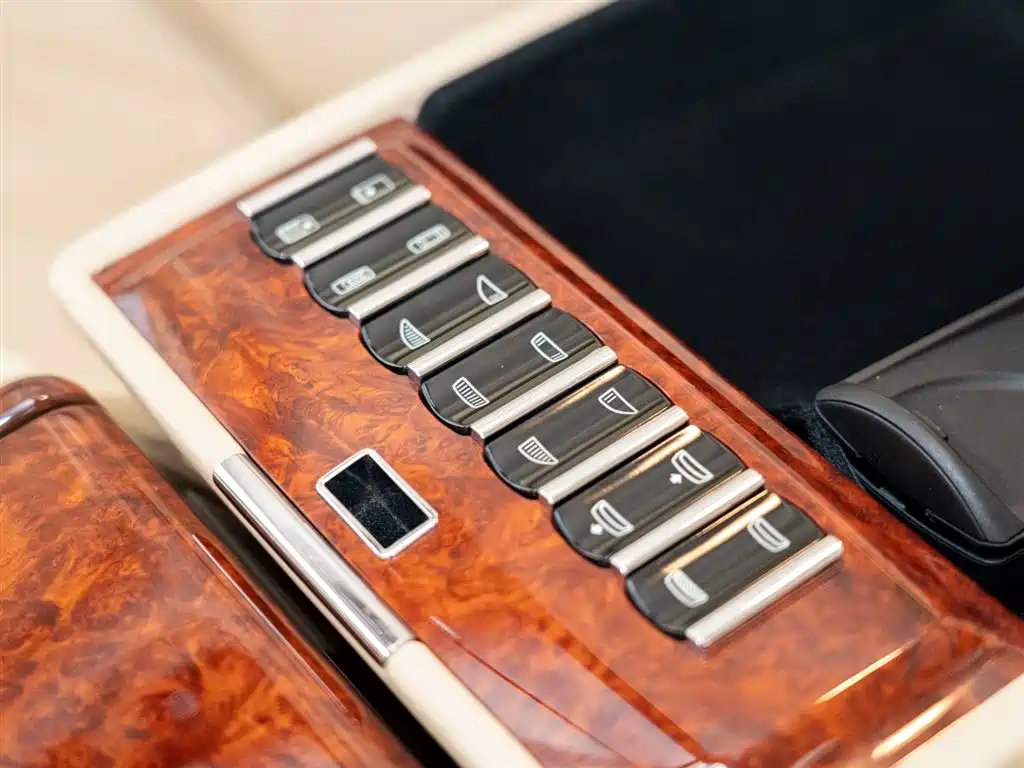 Maybach Maybach 2009 2005 Model 5.5T 62