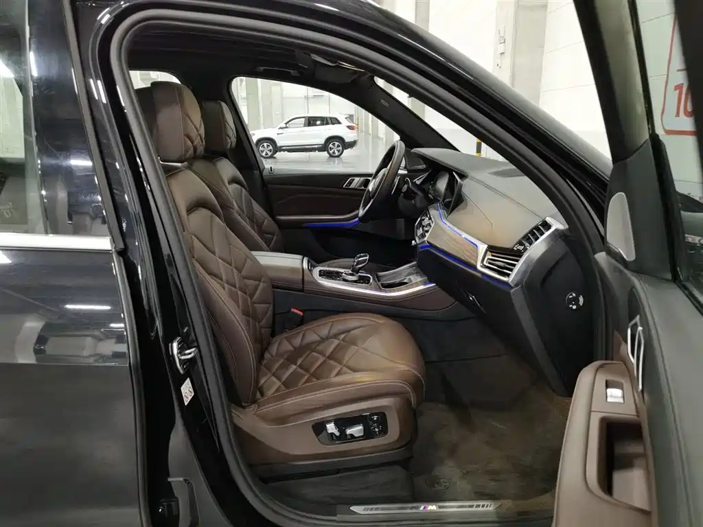 BMW X5 2022 Facelift xDrive 40Li M Sport Package фото 23