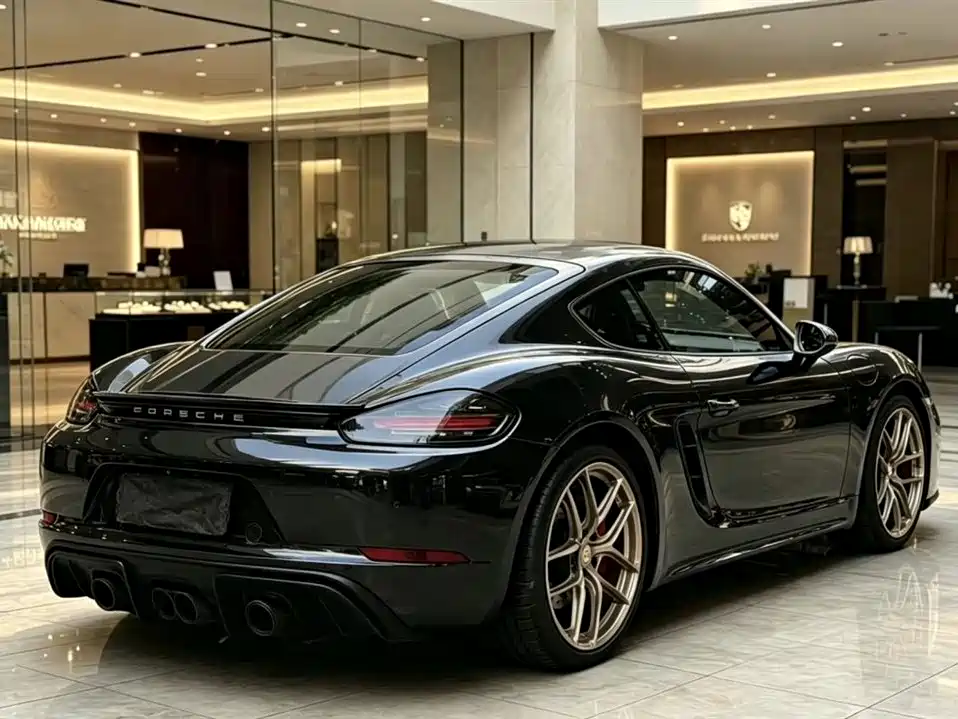Porsche 718 2020 Cayman 2.0T фото 9