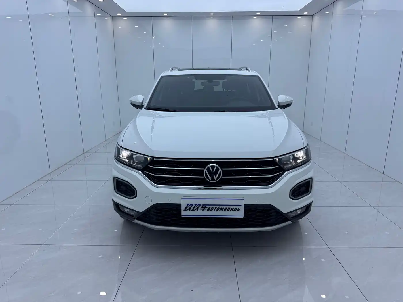 Volkswagen T-ROC 2021 280TSI DSG 4WD Luxury Connected фото 2